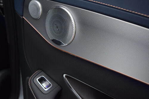 Latest company news about Xinhaisen's Contribution to Automotive Precision Parts: Elevating Industry Standards